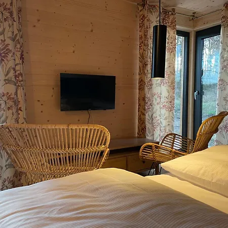 Glamping Challet Slunecno Cesky Raj Dobsin Exterior photo